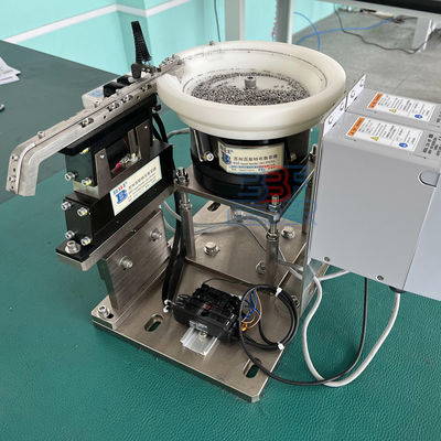 Customized Aluminium Vibratory Bowl Feeder für Doppel Nägel und große Metallkomponenten