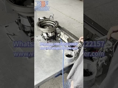 Vibrationsschüssel-Fütterung für die Beförderung kleiner Teile